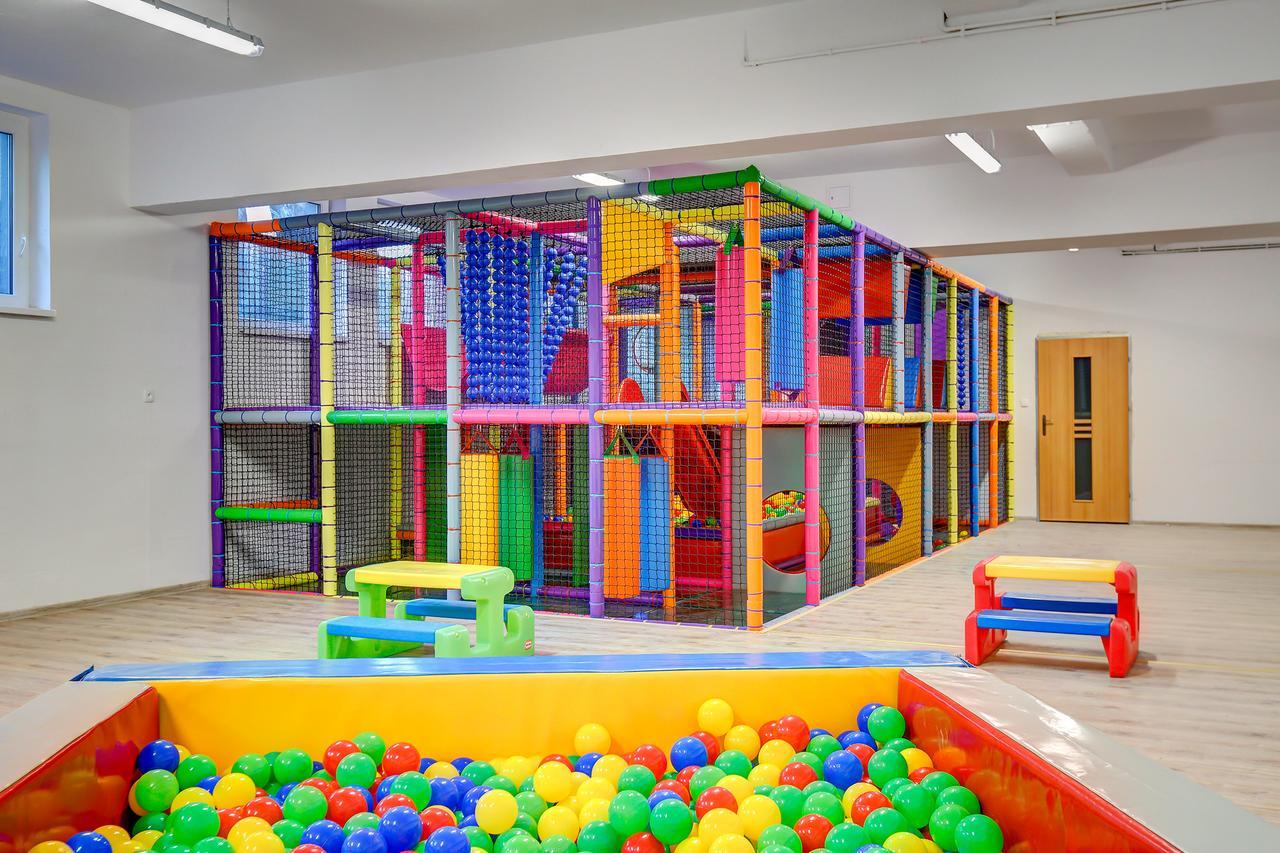 Apartamenty Poddabek- Basen Kryty, Sauna, Animacje Dla Dzieci , Malpi Gaj, Baseny Na Dachu Poddąbie Exterior foto